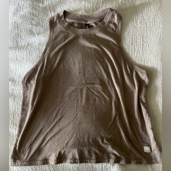 Vuori Energy Tank in Hazel Heather Small - Picture 2 of 4